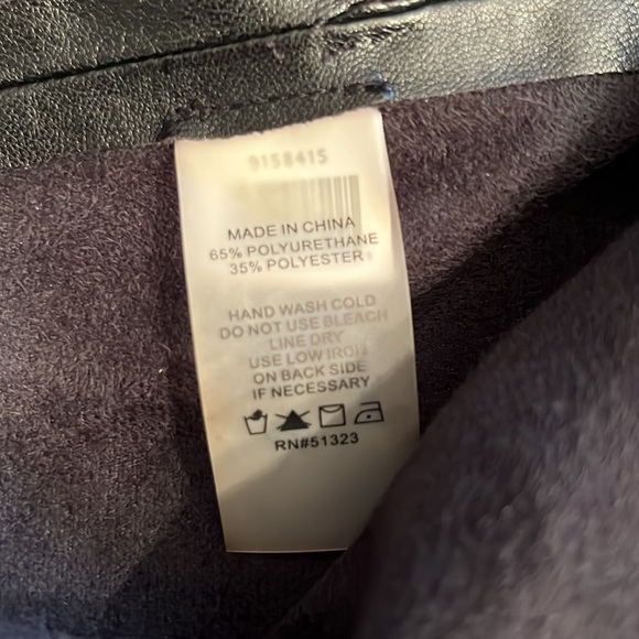 Vince Camuto Black Mini Skirt - Picture 5 of 5